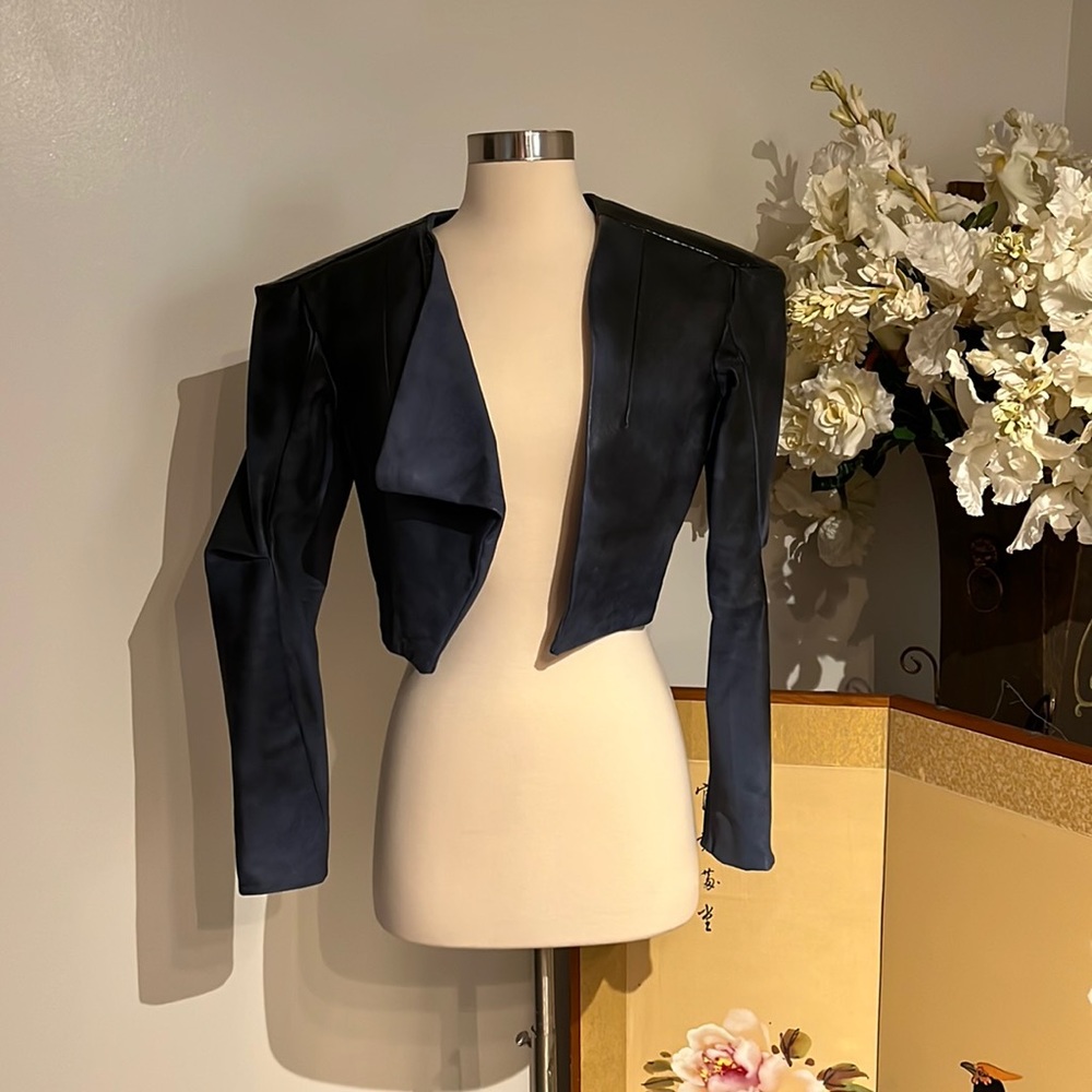 Andrew Wedge Navy Leather/Python Bolero Size 4